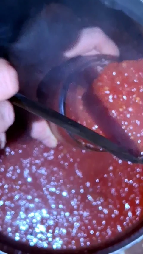 Canned ketchup Stock-Footage 344479998