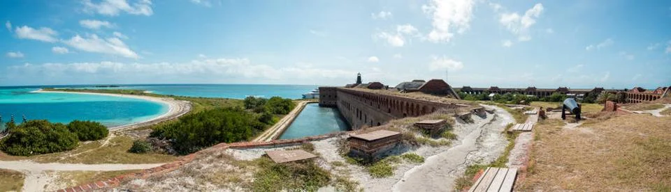 Cannon on the roof of Fort Jefferson, Dry Tortuga Island, Florida Cannon o... Stock Photos