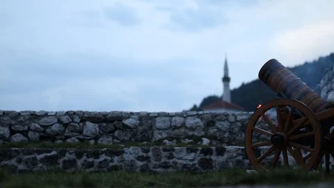 Cannon shot marking time of iftar. Ramadan mubarak. 動画素材 90269224