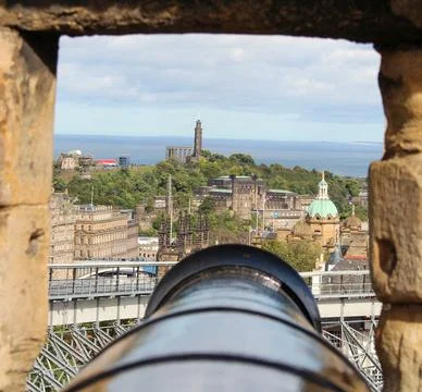 Cannon View of Edinburgh Stock Photos