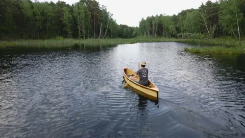 Canoe Exploring Lake 4K 動画素材 155126816