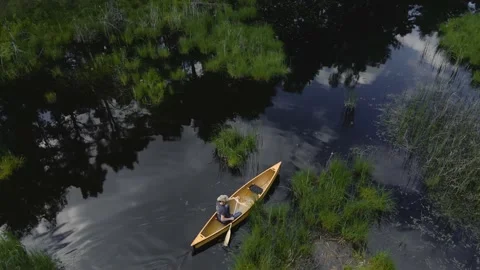 Canoe Exploring River 2 4K 動画素材 155126920