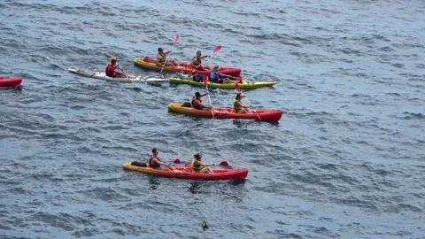 Canoeing in the sea 库存影片 96224707