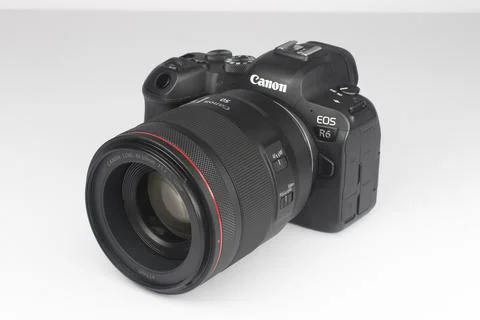 Canon Mirrorless Stock Photos