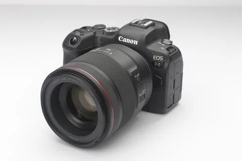 Canon Mirrorless Stock Photos