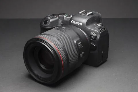 Canon Mirrorless Stock Photos
