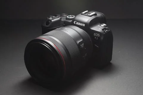 Canon Mirrorless Stock Photos