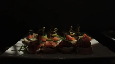 Canope snacks in the sun Stock Footage 300028191