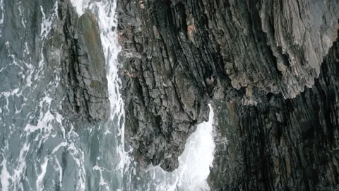 Cantabric ocean hitting the cliffs. 스톡 동영상 169748425