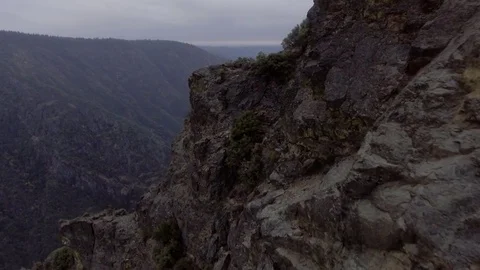 Canyon Cliff 動画素材 81850317