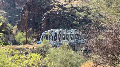 Canyon Lake Bridge on Apache Trail Arizona Vídeos de archivo 295572401