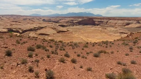 Canyon ledge flight Video stock 91829283