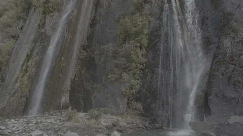 Canyon Waterfall 4k Video stock 124508887