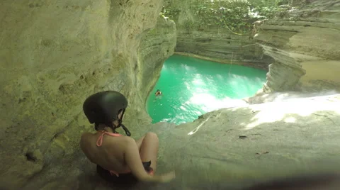 Canyoning adventure sliding 動画素材 62685667