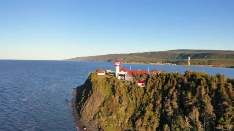 Cap de la Madeleine Lighthouse In Gaspesie, Quebec, Canada 库存影片 148513255