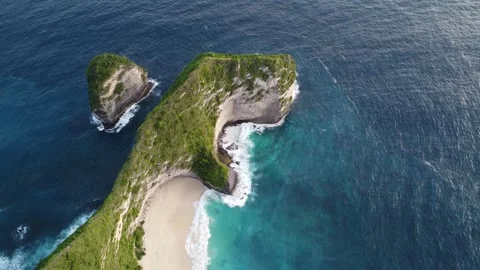 Cap T Rex beach, Nusa Penida from above Stock Footage 247715014