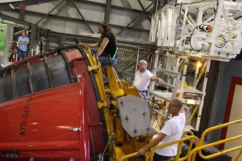 CAPE CANAVERAL, Fla. In Orbiter Processing Bay 2 at NASA s Kennedy Space C... 库存照片
