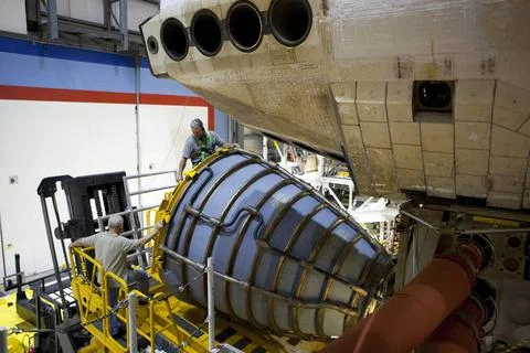 CAPE CANAVERAL, Fla. In Orbiter Processing Facility Bay 2 at NASAs Kenned.. 스톡 사진