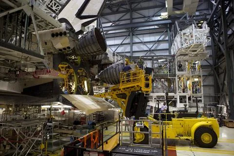 CAPE CANAVERAL, Fla. In Orbiter Processing Facility Bay 1 at NASAs Kenned.. 스톡 사진