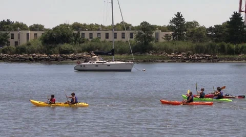 Cape May kayakers Видео 8669047