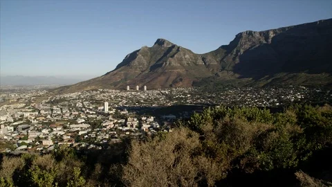 Cape Town view with Table Mountain in the afternoon Stockbeeldmateriaal 103073503