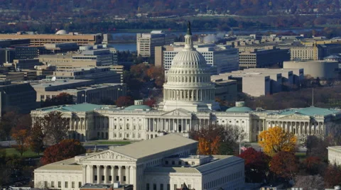 Capitol Building with Supreme Court Building in foreground, Washington DC Vídeos de archivo 59201426