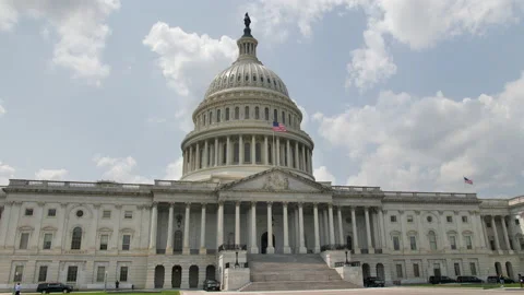Capitol Hill Reflection Tilt Up Video stock 170010144