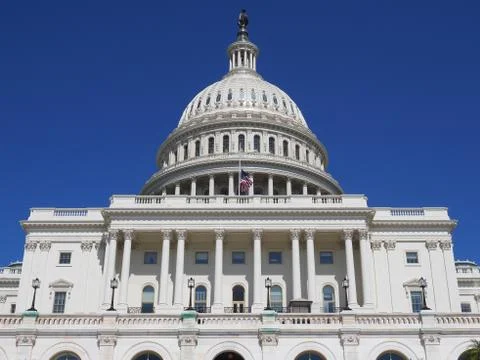 Capitol low angle image. 스톡 사진