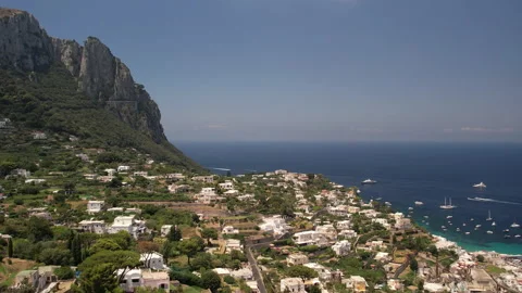 CAPRI CLIFFS - ITALY fly in Video stock 239546559