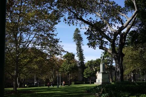 Captain cook statue at hyde park Stock Photos