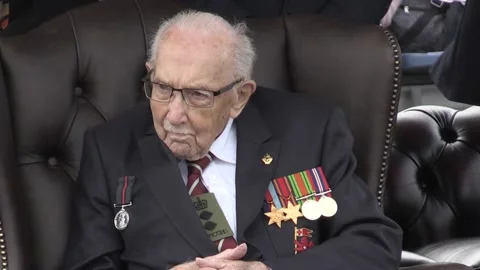 Captain Sir Tom Moore dies aged 100 Stock Footage 148545592