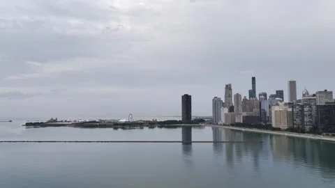 Captivating aerial view of Chicago's iconic skyline at dawn 動画素材 280408521