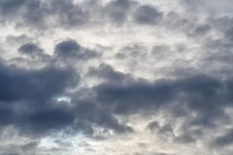 A captivating and striking image of a cloudy sky, showcasing an array of vari Foto stock