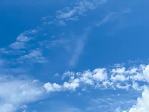 Captivating Daylight Sky with Soft Clouds: An Excellent Choice for Creative.. Stock Photos