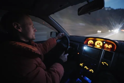 The captivating timelapse of driving a car at night under the stars 库存影片 302220243