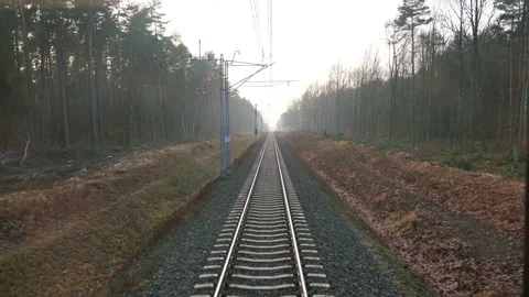 Captivating Train Ride: Point of View Footage of Railroad Track in 4K Vidéo 265151090