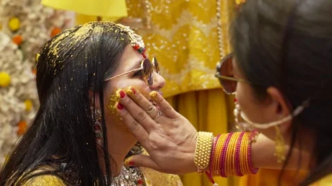 Capturing the Beauty of the Indian Bride During Haldi 스톡 동영상 265133625