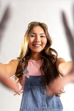 Capturing a Selfie in the Studio Foto stock