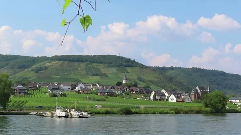 Car and passenger ferry from Ellenz towards Beilstein at Moselle River. View  스톡 동영상 115175853