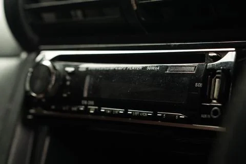 Car audio system head unit installed in vehicle dashboard Stock-Fotos
