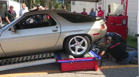 Car being tested on dynamometer 스톡 동영상 58558020