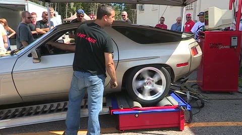 Car being tested on dynamometer 스톡 동영상 58558029