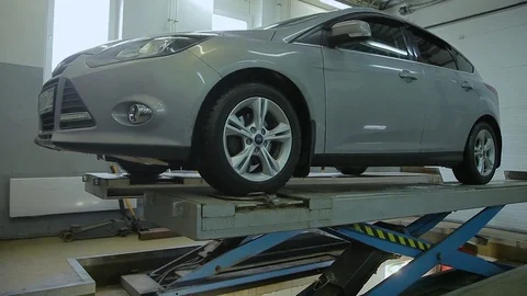 The car in a car-care center Video stock 78552011