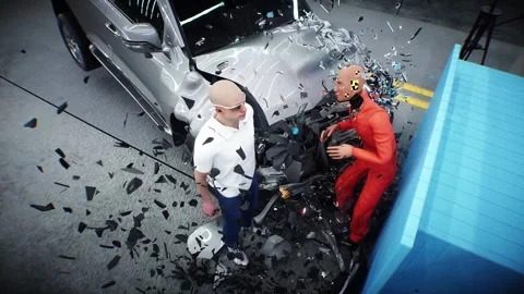 Car crash test stop time. safety concept. People and crash dummy. Видео 304673978