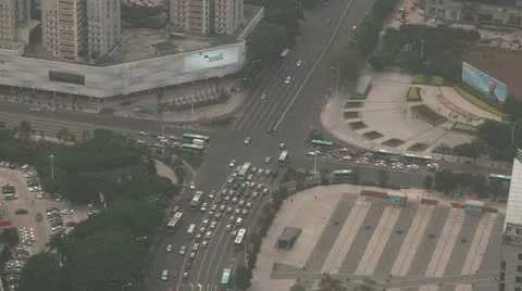 Car Crossing in Shenzhen Video stock 10861673