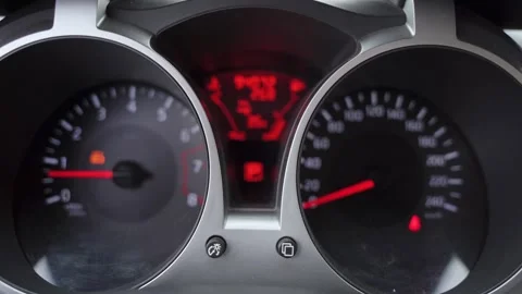 Car Dashboard Speedometer Display Close Up Vidéo 336643376