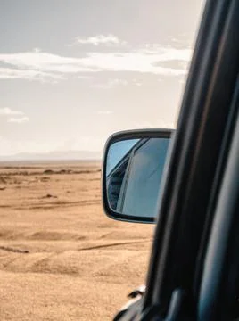 Car in the desert Stock Photos