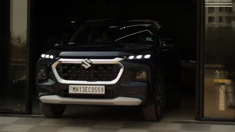 Car in for detailing  Stock Footage 236535307