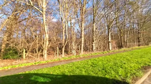 Car Drive Through British Rural Countryside Farms and Landscape Vidéo 324820527