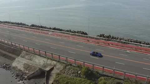 Car driving in empty road 動画素材 250970518